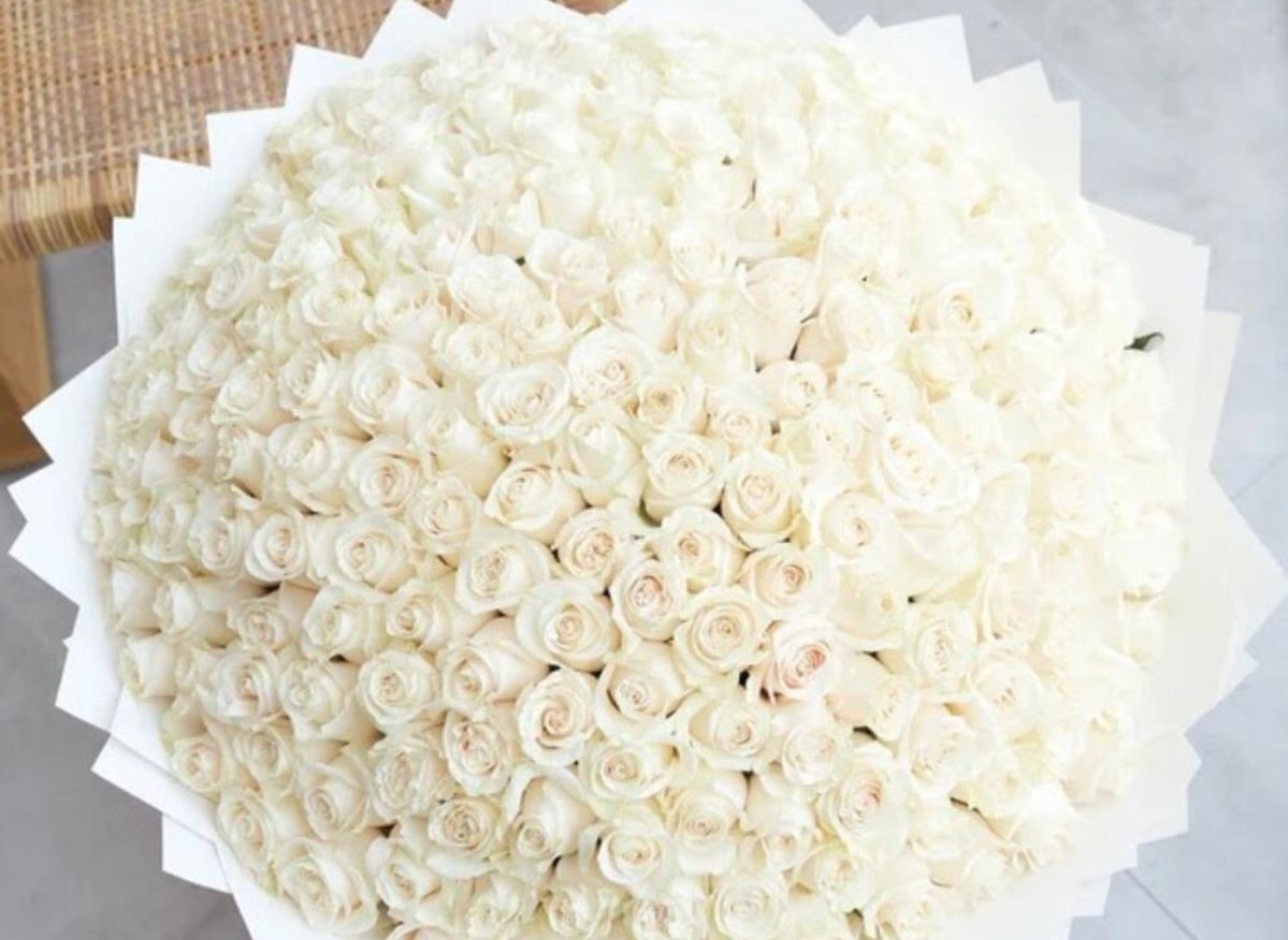 giant luxury flower arrangements LA